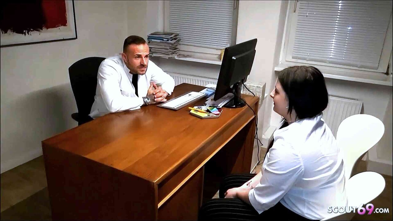 German Curvy Pregnant Teen – Cheating Fuck by Doctor at Gyno Exam